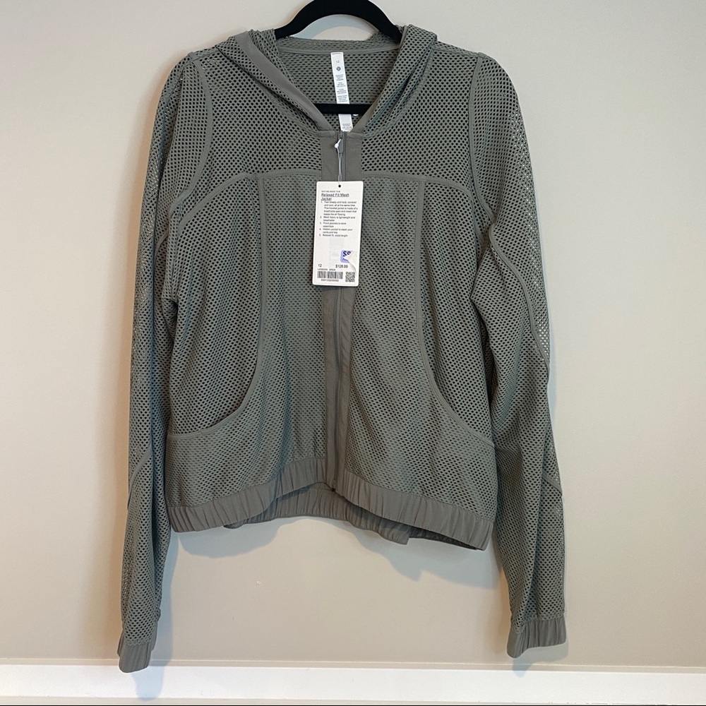 NWT Mesh Jacket from Lululemon Olive/Army Green Lightweight Hooded